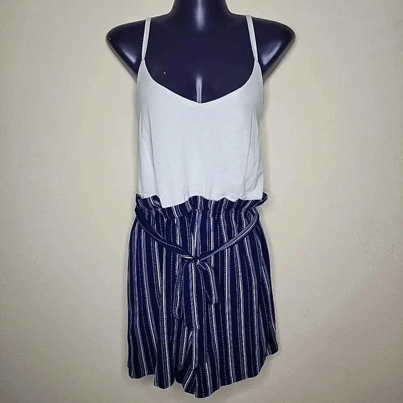 Lily Rose Juniors Paperbag Romper Cami Top Size XL Navy Blue White Resort NWT - Picture 1 of 14